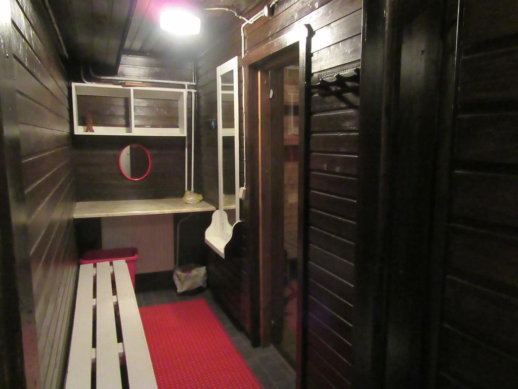 Ruska Bed & Breakfast タイバルコスキ エクステリア 写真