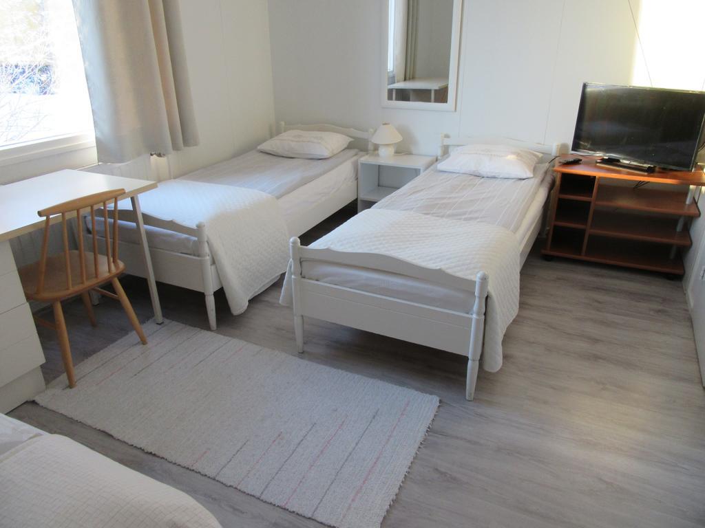 Ruska Bed & Breakfast タイバルコスキ エクステリア 写真